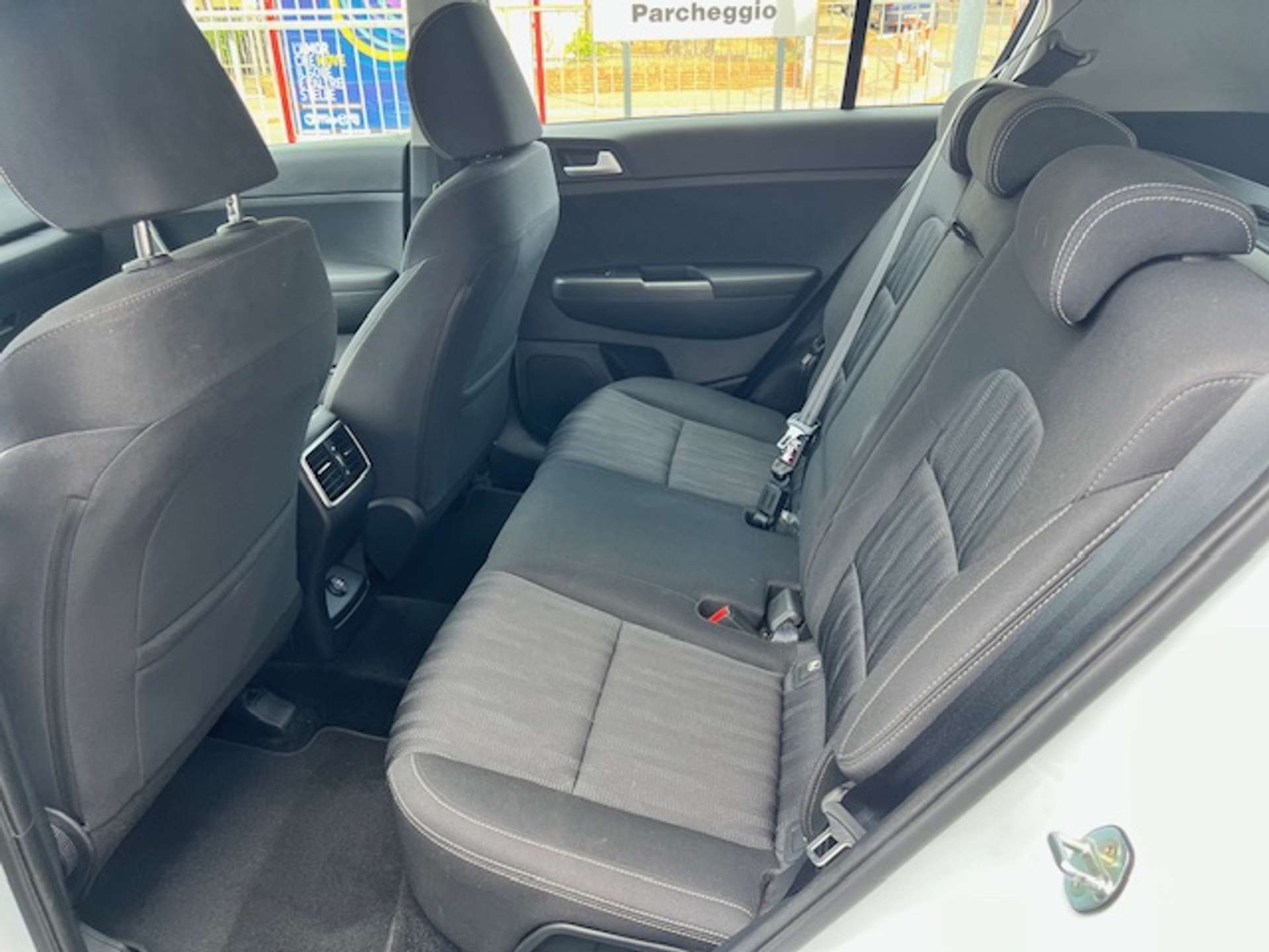 Kia Sportage  Sportage 1.6 crdi mhev Business Class dct