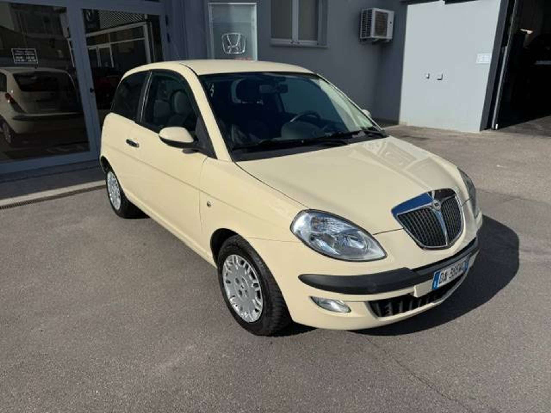 Lancia Ypsilon  Ypsilon 1.2 Benzina