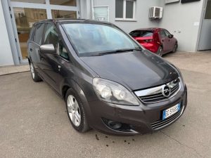 Opel Zafira Zafira 1.7 7 POSTI