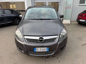 Opel Zafira Zafira 1.7 7 POSTI