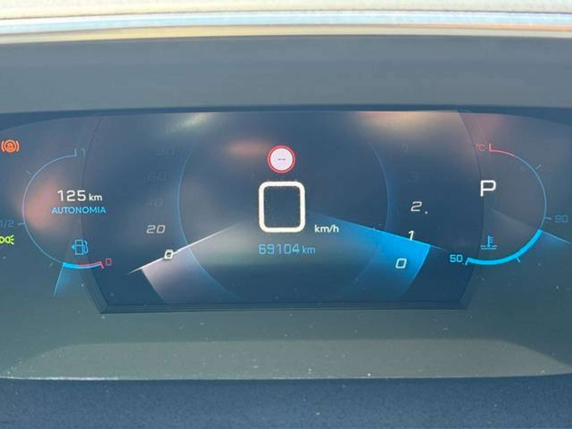 Peugeot 2008  2008 1.2 Benzina Allure EAT8
