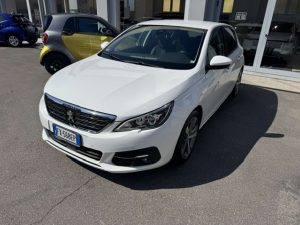 Peugeot 308 308 1.2 benzina 130cv