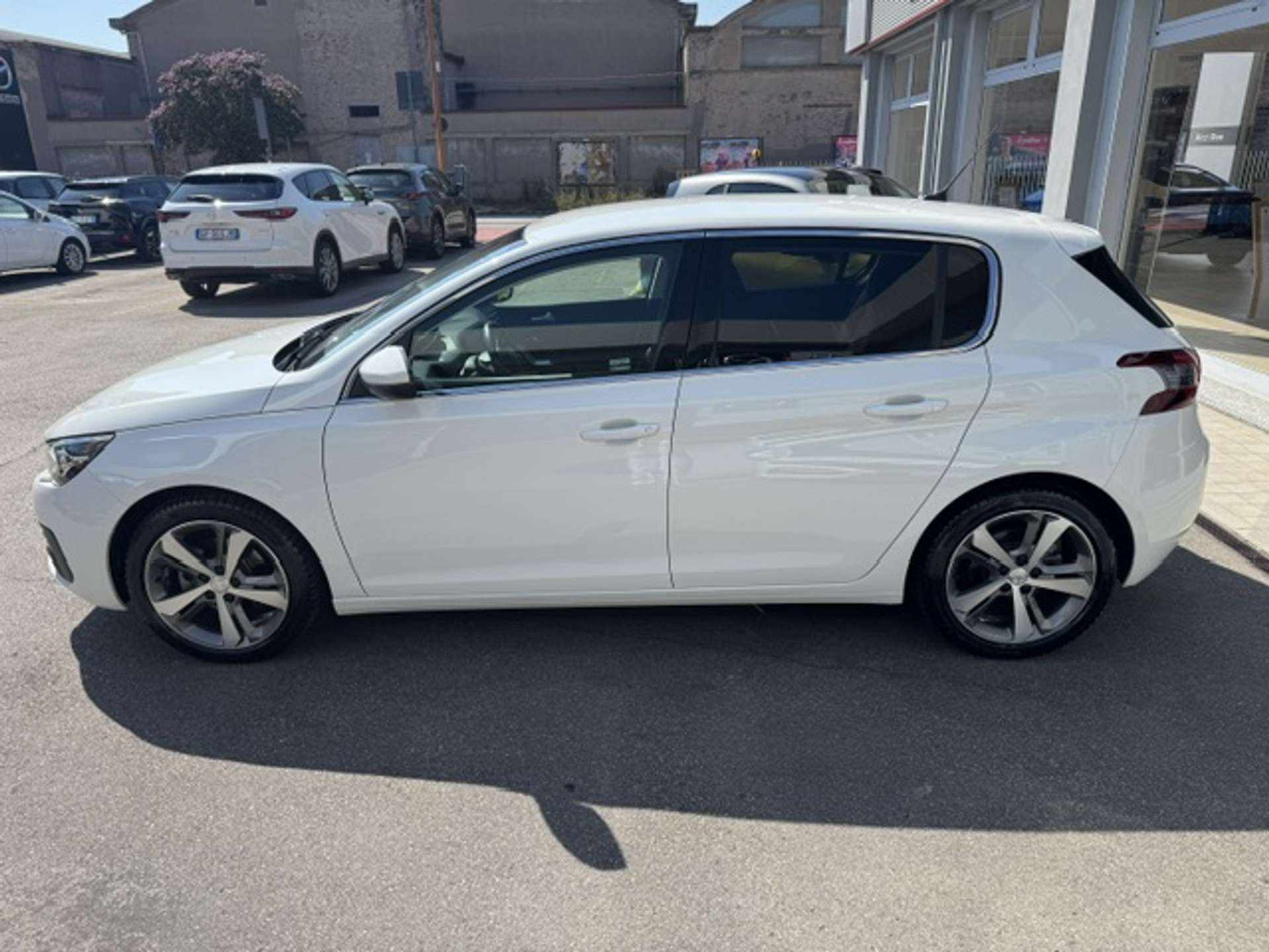 Peugeot 308  308 1.2 benzina 130cv