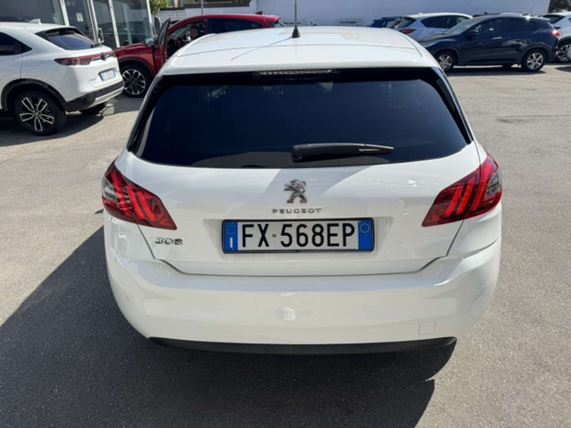 Peugeot 308  308 1.2 benzina 130cv