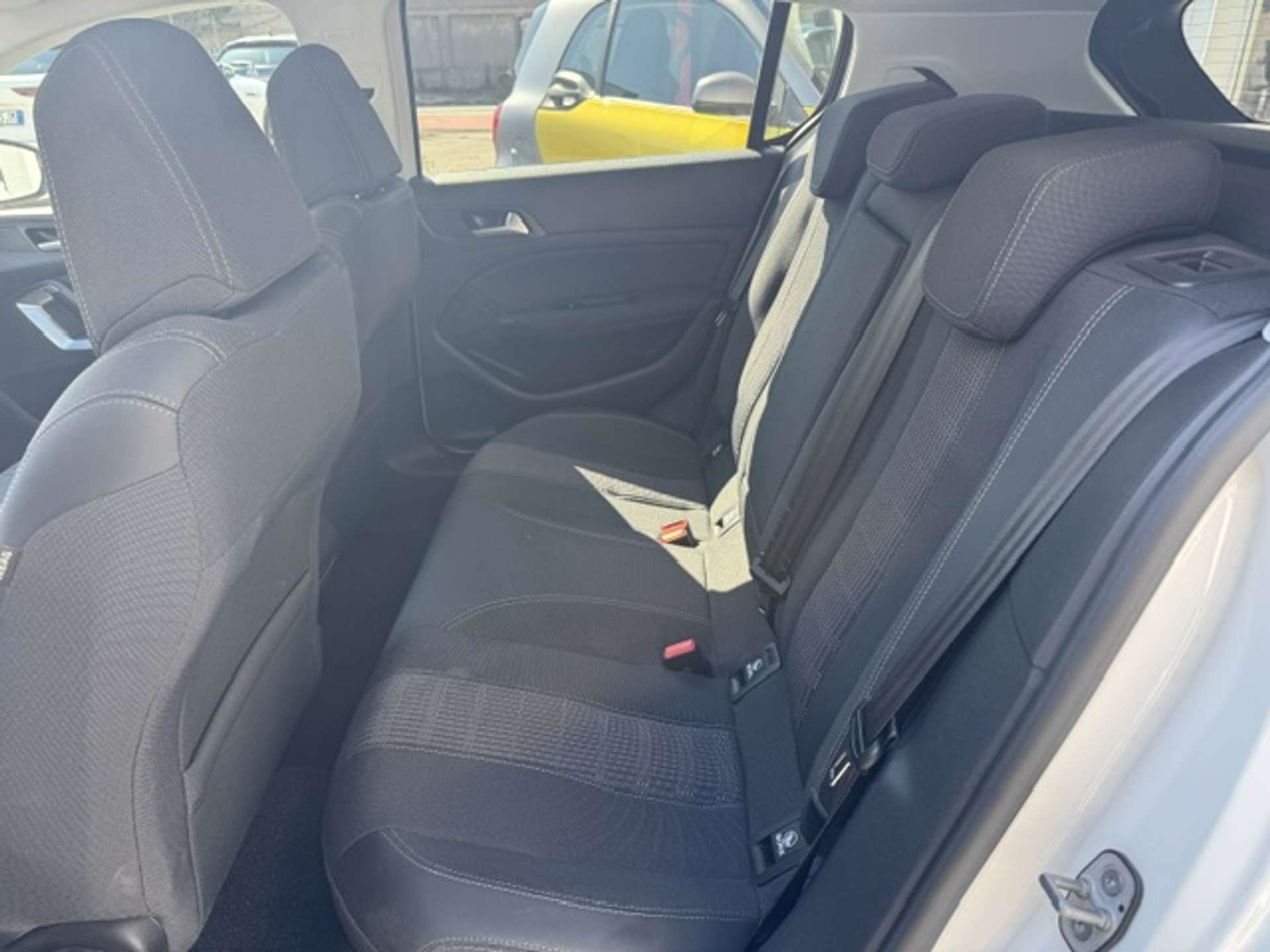 Peugeot 308  308 1.2 benzina 130cv