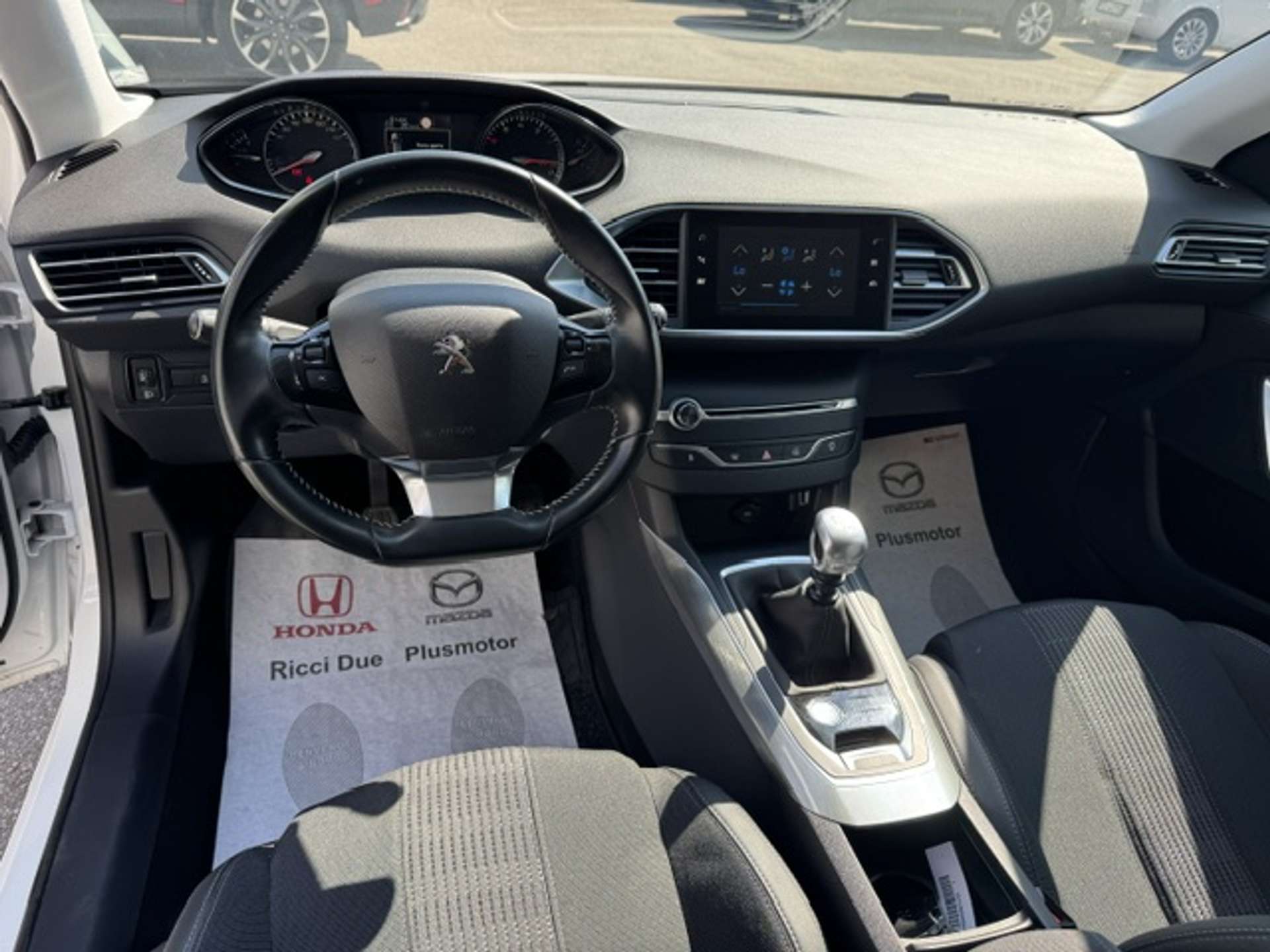Peugeot 308  308 1.2 benzina 130cv