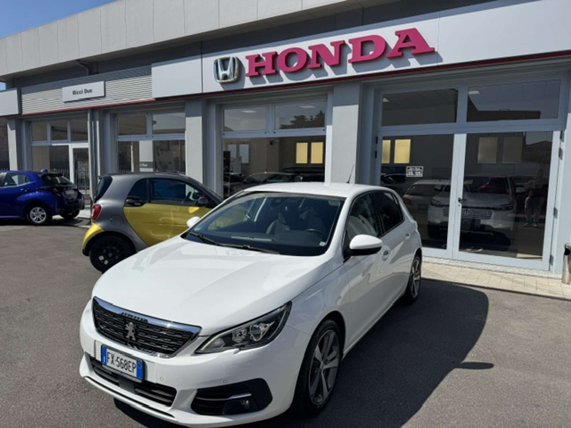 Peugeot 308 308 1.2 benzina 130cv
