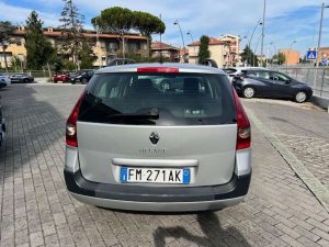 Renault Megane Megane Grandtour 1.9 dci Confort Authentique 130cv fap