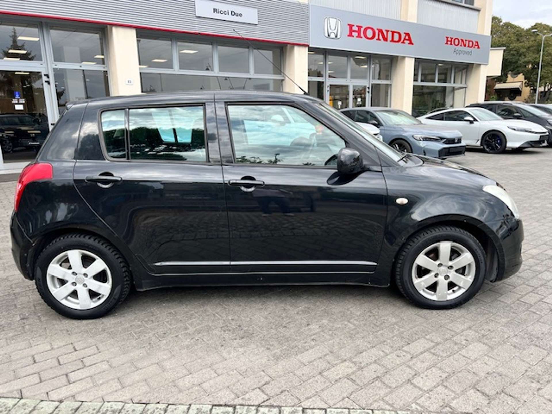 Suzuki Swift  Swift 5p 1.3 16v Gpl