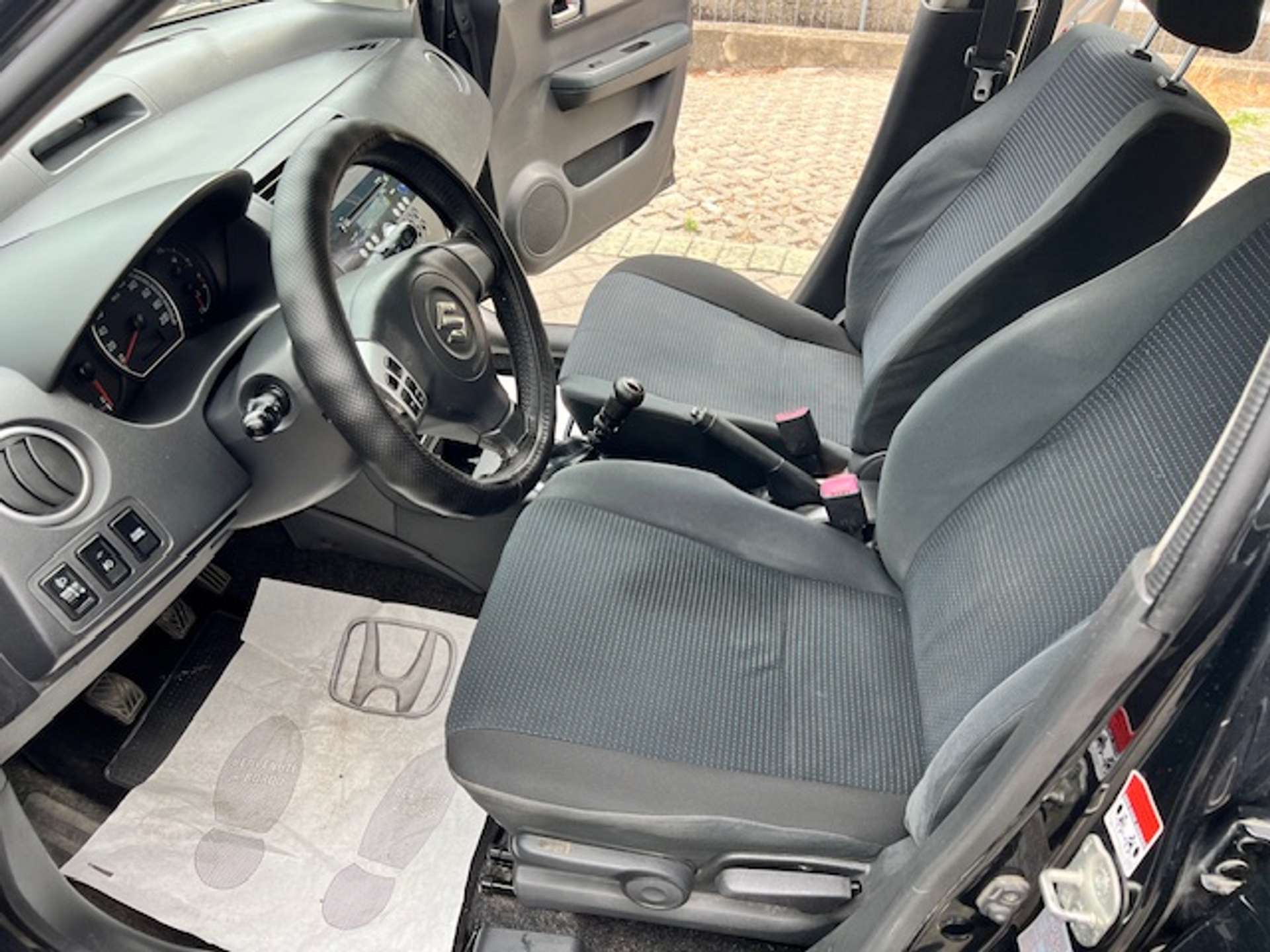 Suzuki Swift  Swift 5p 1.3 16v Gpl