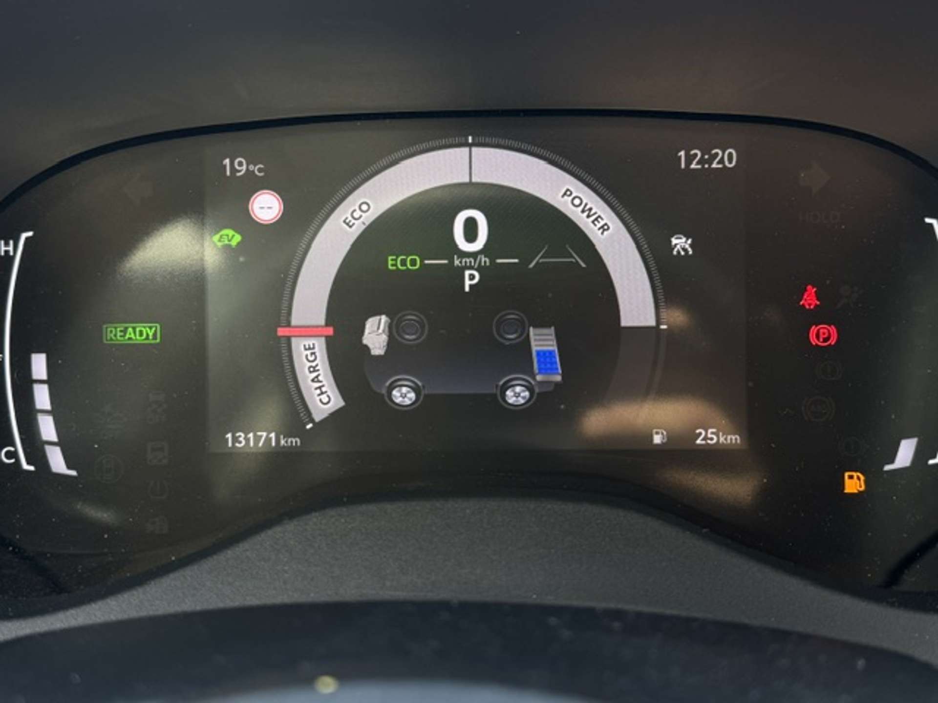 Toyota Yaris  Yaris 1.5h Trend