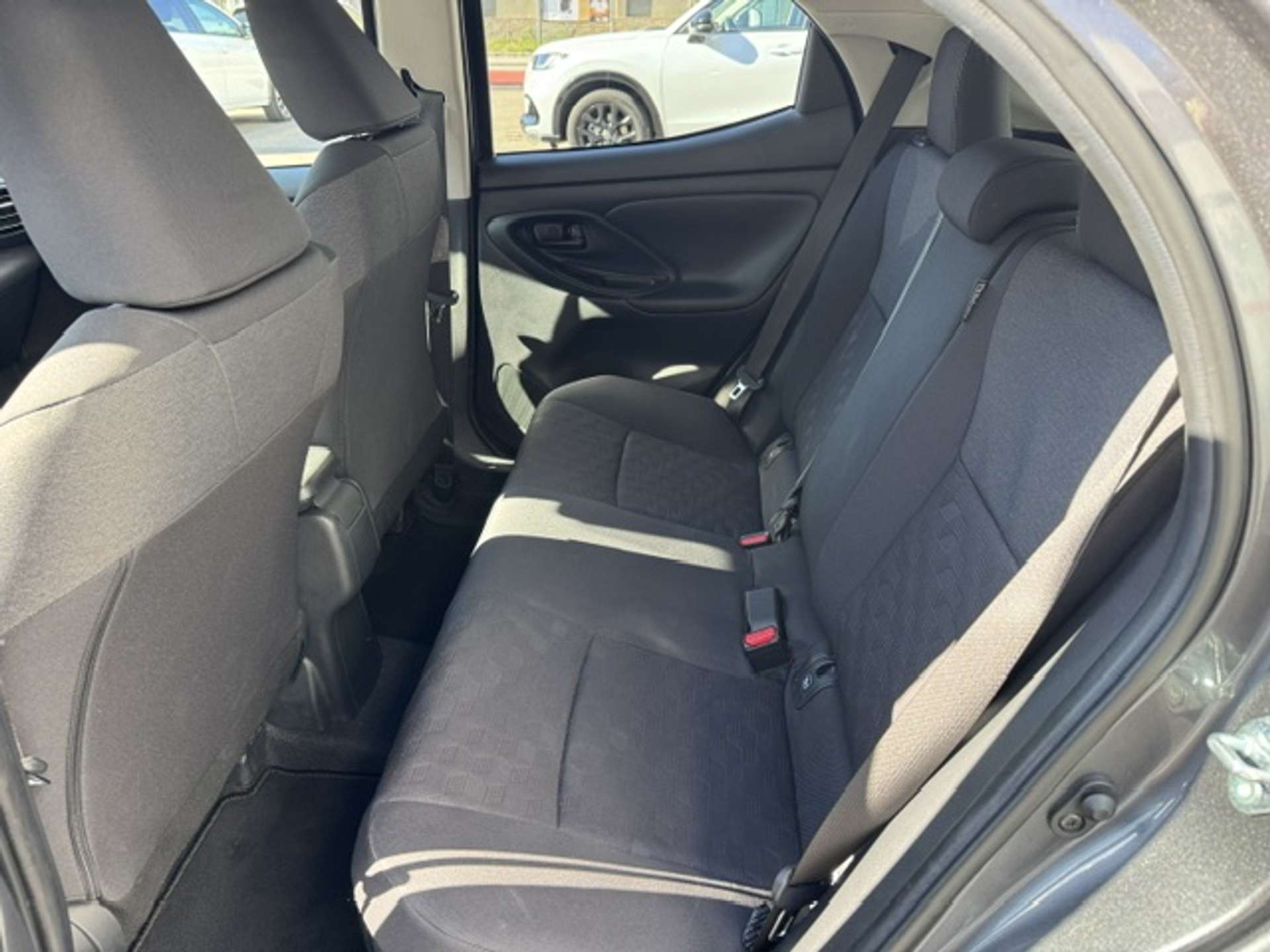Toyota Yaris  Yaris 1.5h Trend